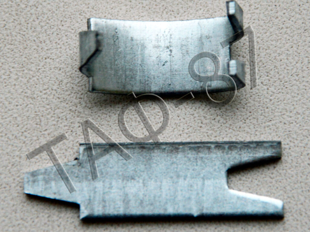 Скоба для колючого дроту Єгоза